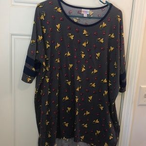 LuLaRoe Irma shirt